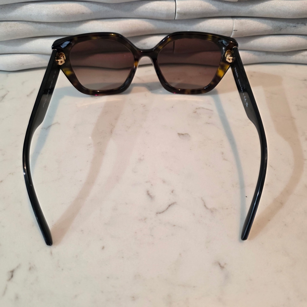 Prada Women's Black Tortoiseshell Sunglasses - PRADA - Picture 10 of 10